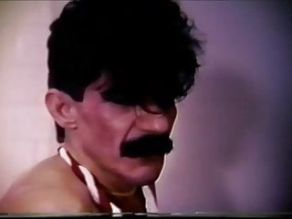 Me Leva Pra Cama (1989) Dir: Mario Vaz Filho free video