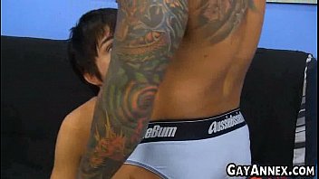 Twink Gets Fucked By Matutre Tattoed Guy free video