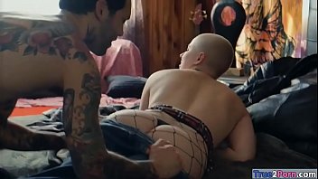 Luscious Skinhead Ho Throated And Fucked By Horny Rock Star free video