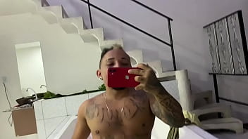 Novinha De Guarulhos Tomando Banho Depois De Fuder Pra Um Karalhoooo (Todos Os Vídeos Dela Fudendo No Pelo No Meu Red)