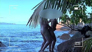 Voyeur Spy Nude Couple Having Sex On Public Beach - Projectfiundiary free video